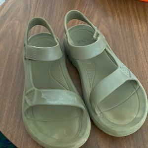 Teva Womens Green hurricane drift rubber sandals 9